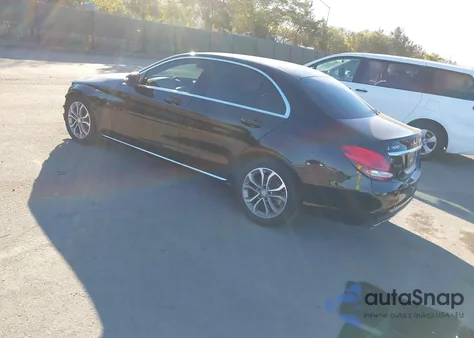 2015 Mercedes-Benz C 300 from USA, damaged, VIN 55SWF4JBXFU058867